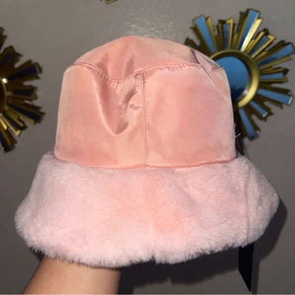 NWT Pink Prada Shearling Fur Hat Adult - Picture 8 of 11